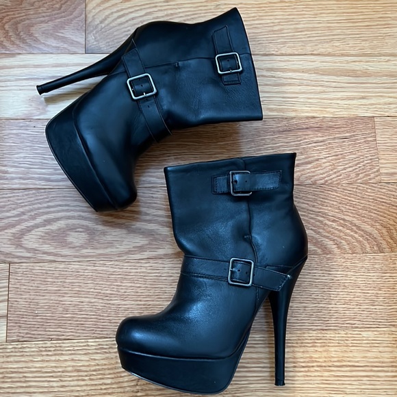 Steve Madden high heel booties, Size 6.5 - Picture 2 of 4
